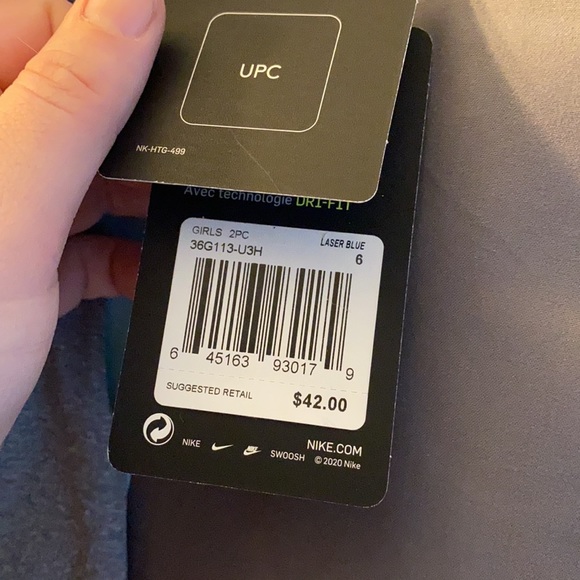 2 piece girls Nike Set - Picture 3 of 5